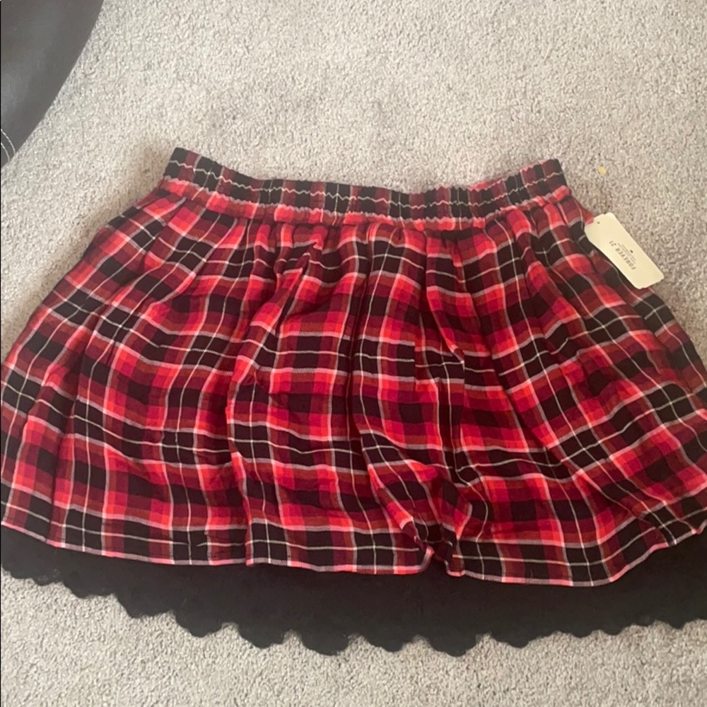 Forever 21 NWT Red Plaid Lace Skirt